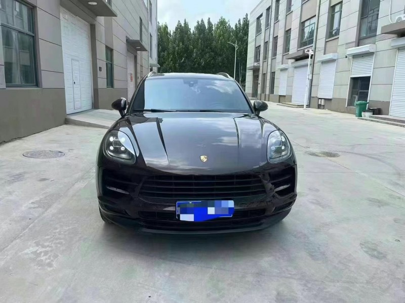 承德19年保時捷Macan1
