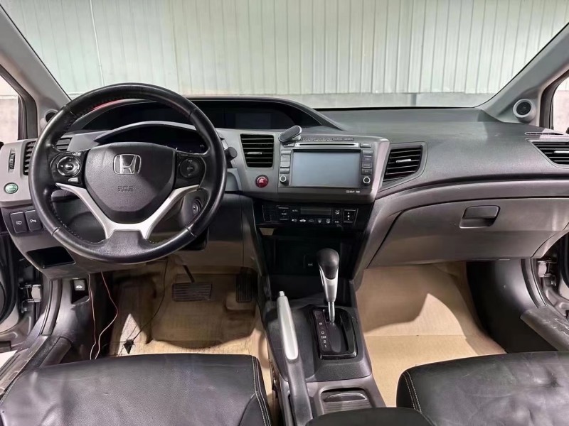 邢台13年本田思域5