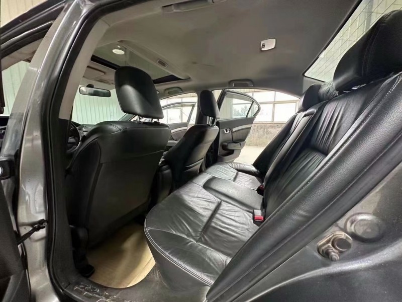 邢台13年本田思域6