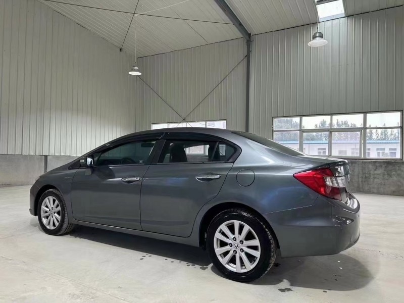 邢台13年本田思域7