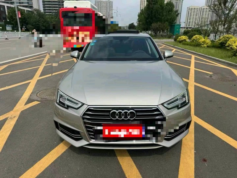 济宁19年奥迪A4L1