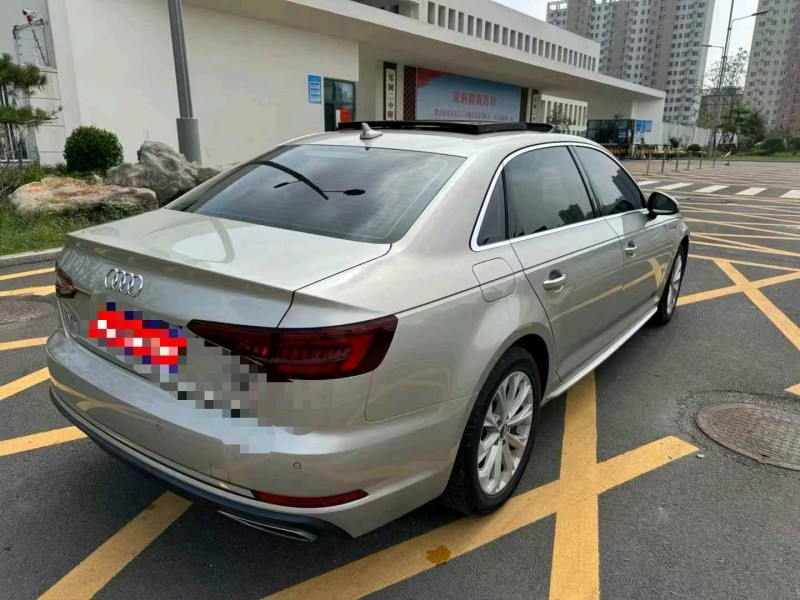 济宁19年奥迪A4L8