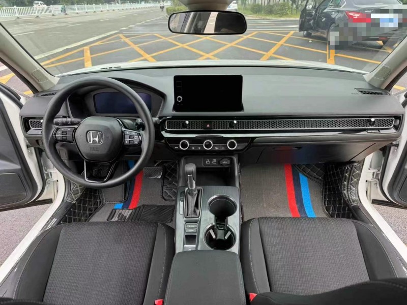 济宁22年本田思域5