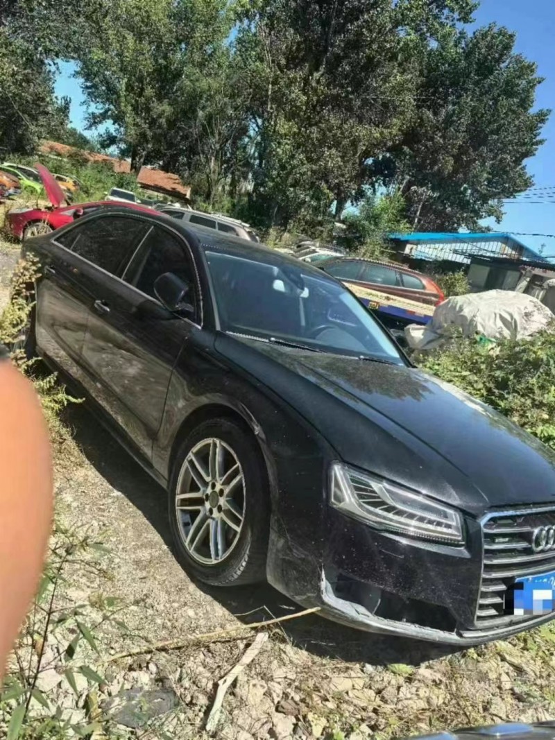 枣庄17年奥迪A8L3