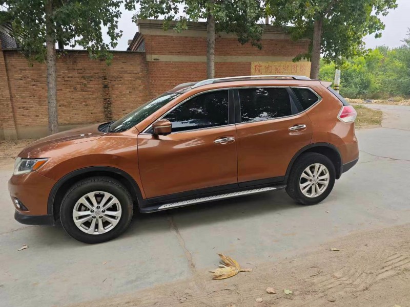 保定15年日产奇骏2