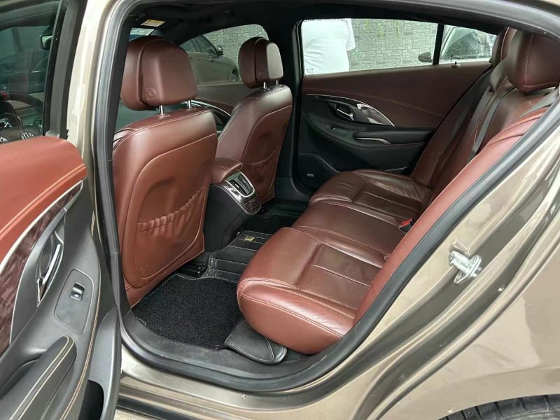 保定14年别克君越5