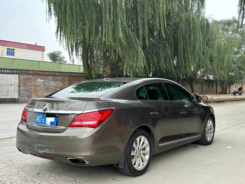 保定14年别克君越8