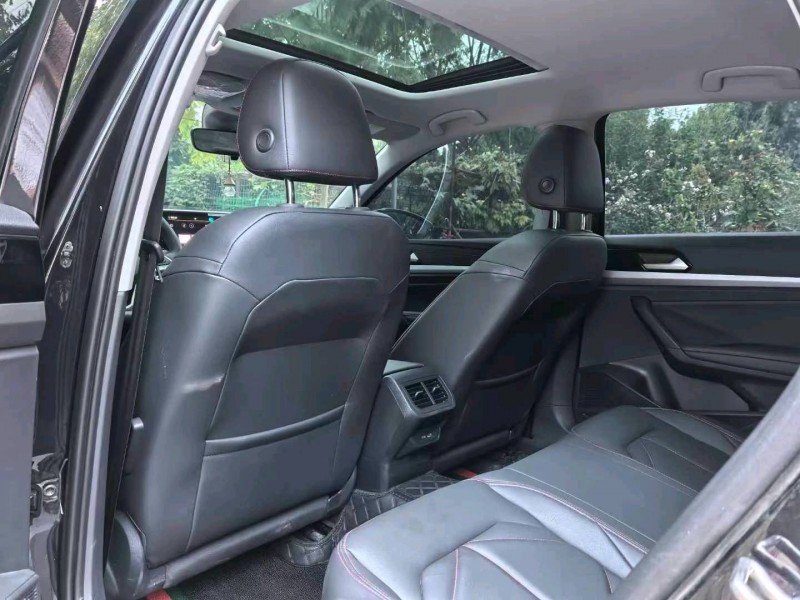 保定24年大众朗逸5