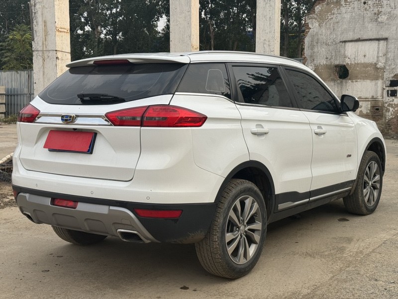 郑州17年吉利博越9