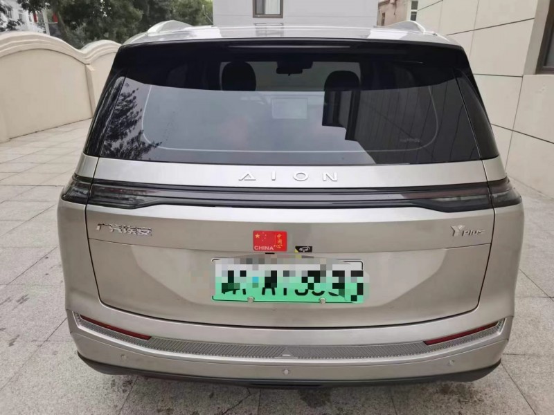 保定23年传祺埃安Y9