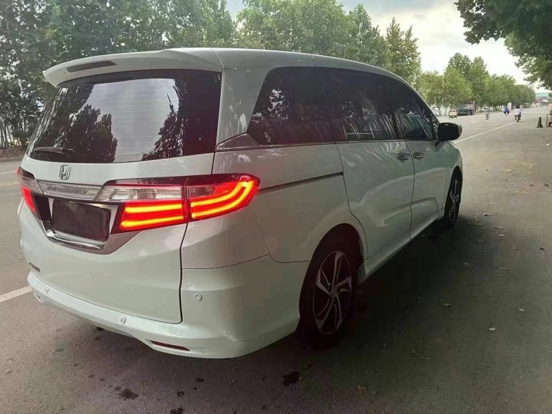 济南15年本田奥德赛2