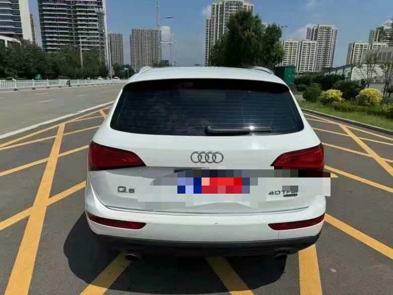 济宁16年奥迪Q59