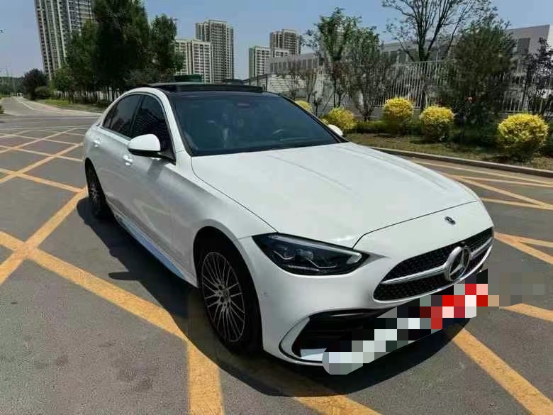 济宁22年奔驰C2
