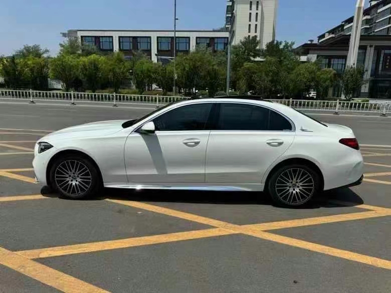 济宁22年奔驰C3
