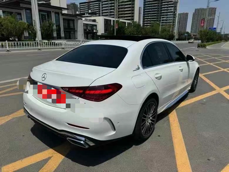 济宁22年奔驰C8