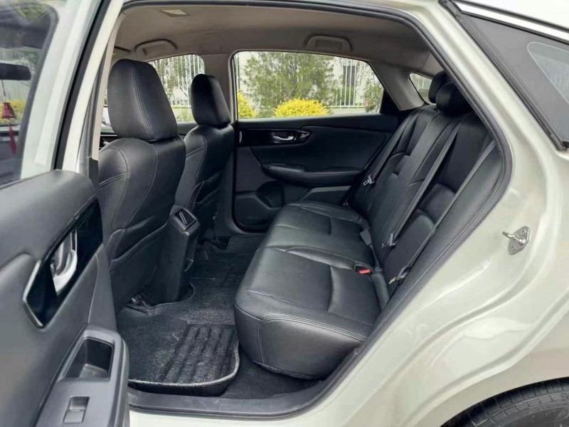 济宁19年本田享域4