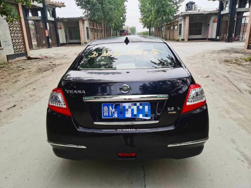 保定12年日产天籁9