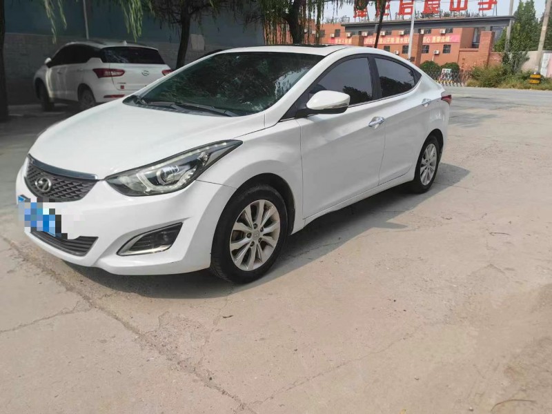 保定16年现代朗动2