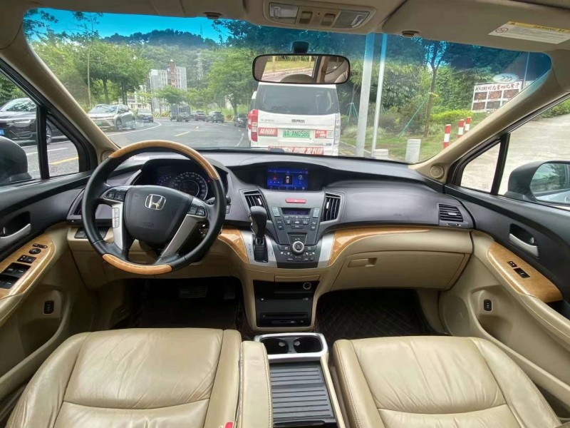 广州10年本田奥德赛8