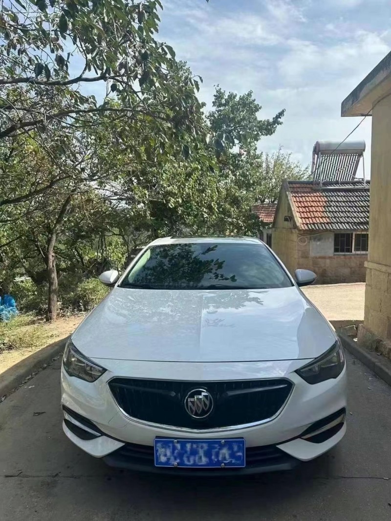 济南19年别克君威1