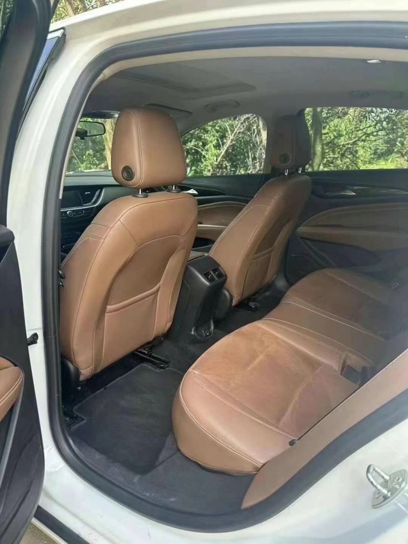 济南19年别克君威7