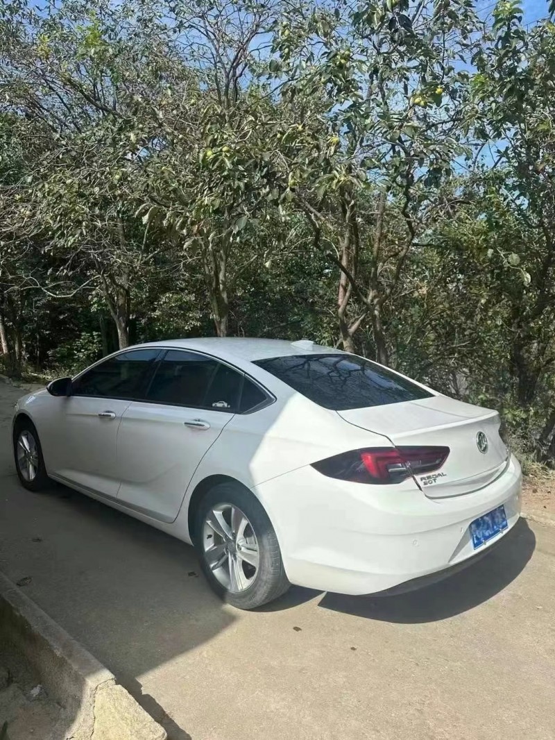 济南19年别克君威9