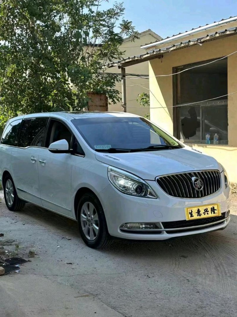 菏泽16年别克GL82