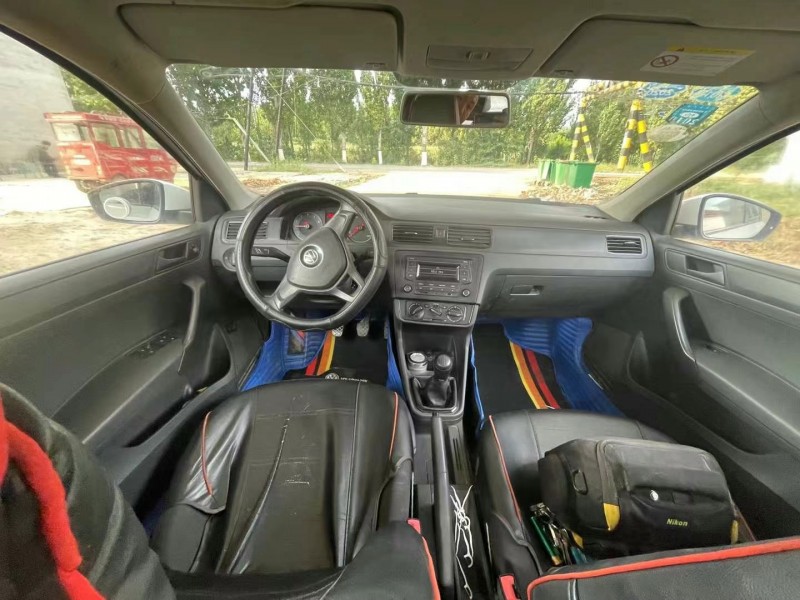 保定17年大众桑塔纳7