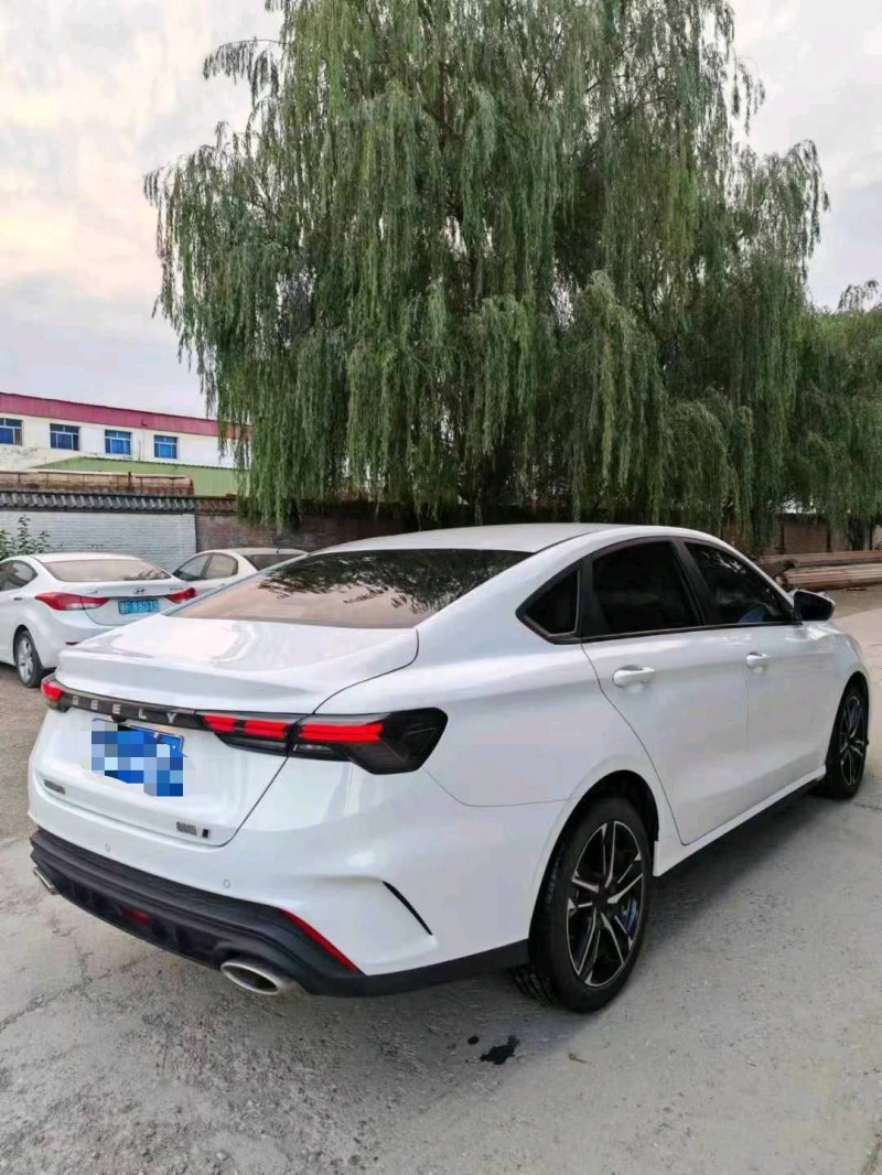 保定23年吉利缤瑞5