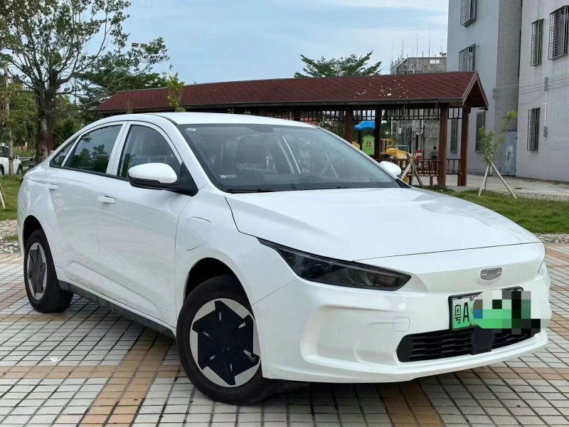 汕頭24年吉利幾何2