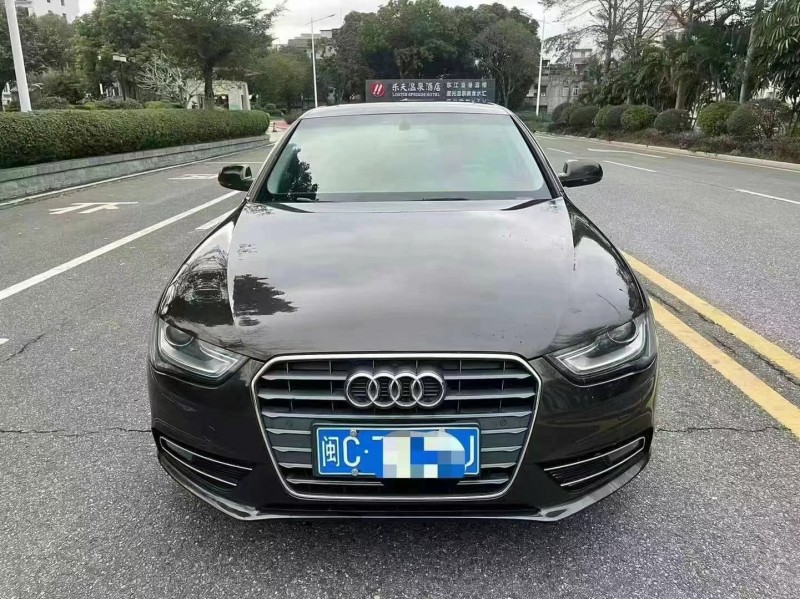 佛山14年奥迪A4L1