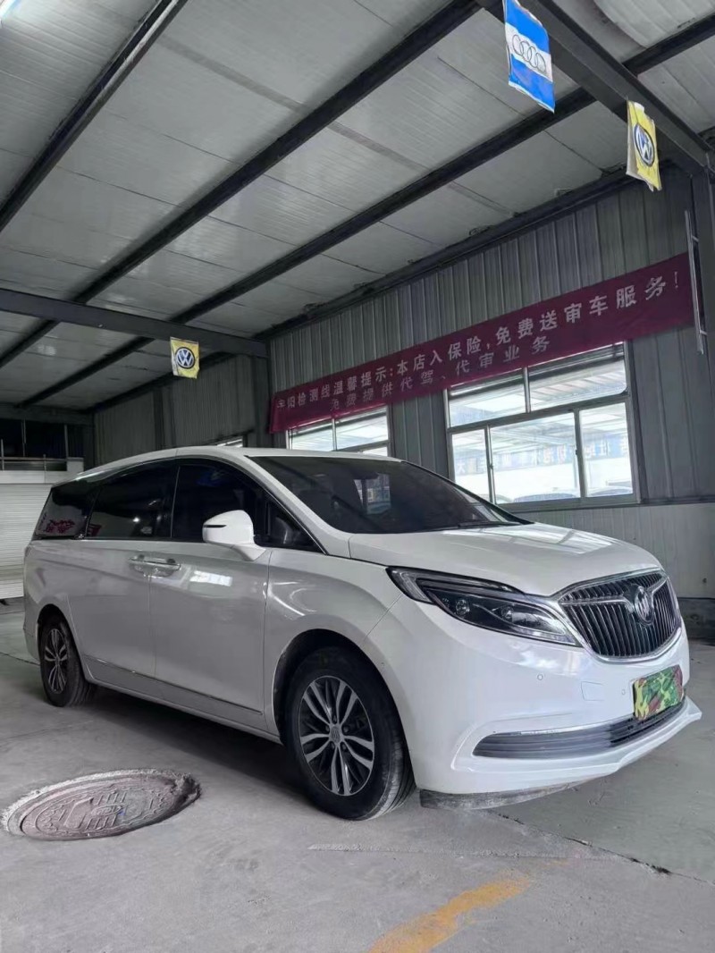 潍坊19年别克GL82