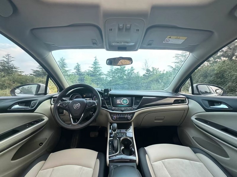 临沂19年别克威朗6