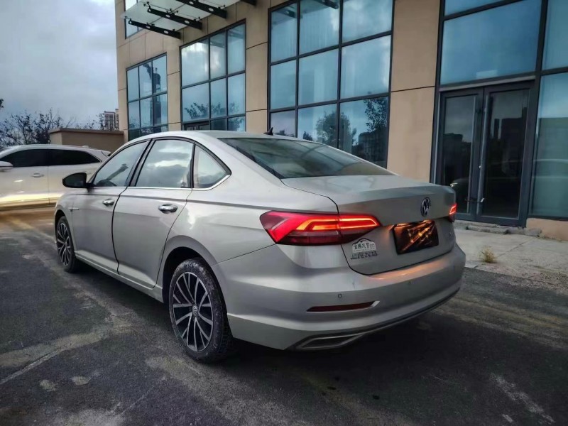 潍坊18年大众朗逸7