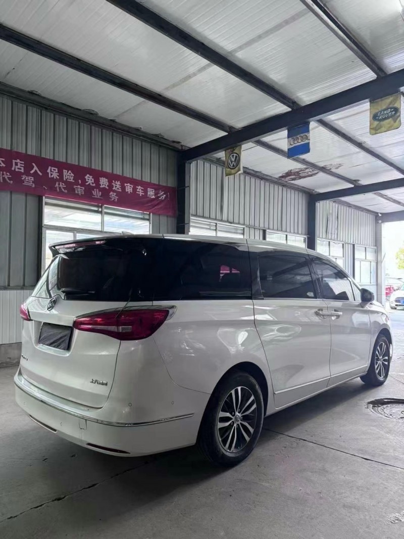 潍坊19年别克GL85