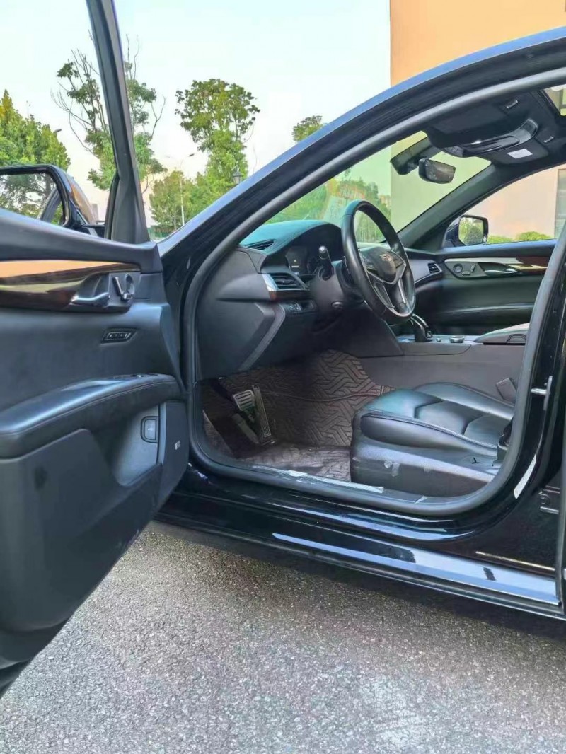 武汉20年凯迪拉克CT64