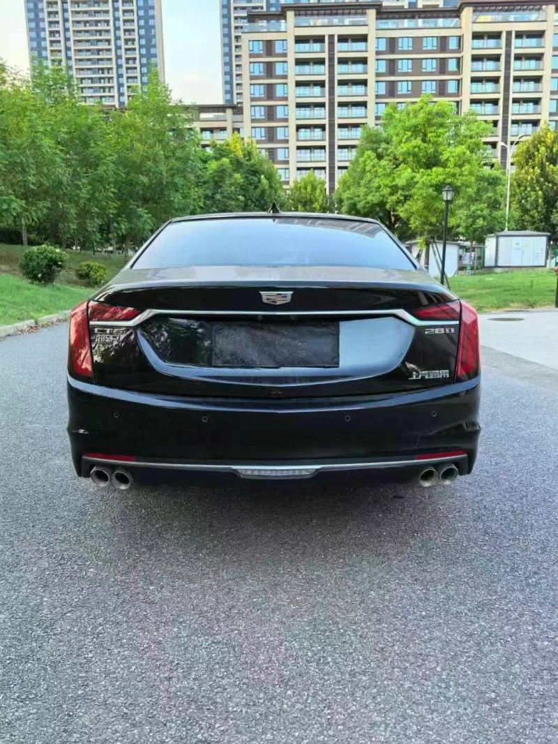 武汉20年凯迪拉克CT65