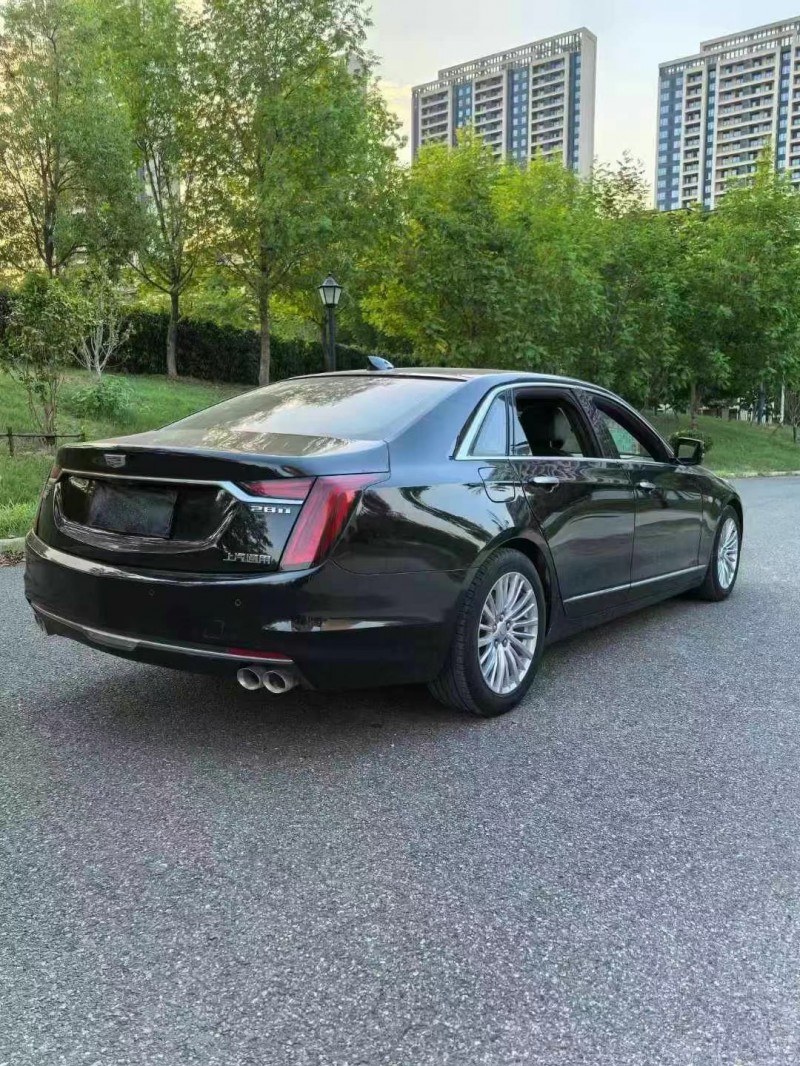 武汉20年凯迪拉克CT66
