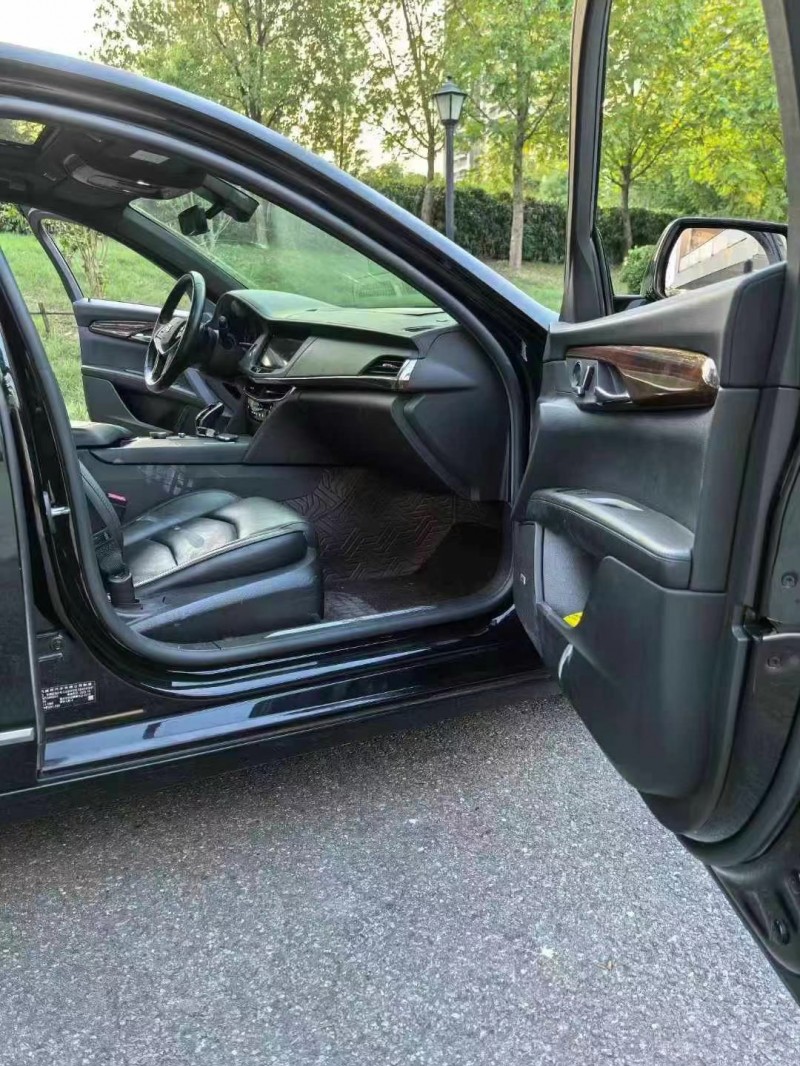 武汉20年凯迪拉克CT69