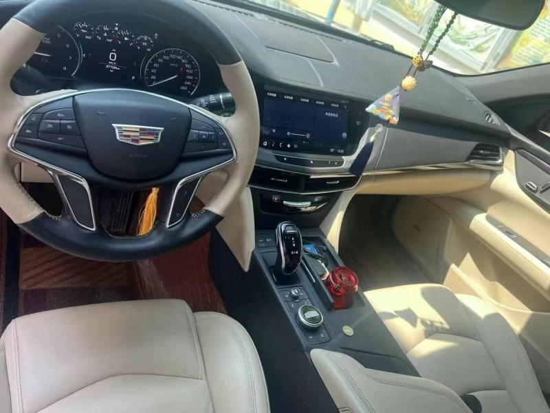 潍坊20年凯迪拉克CT66