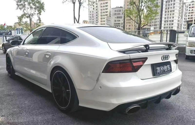 广州13年奥迪S77