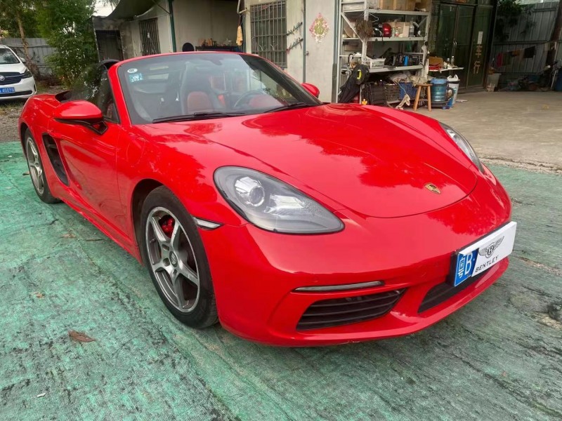 广州16年保时捷7183