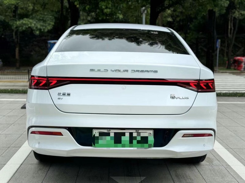 广州23年比亚迪秦9