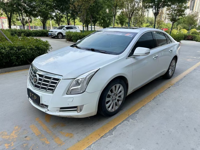 济宁15年凯迪拉克XTS2