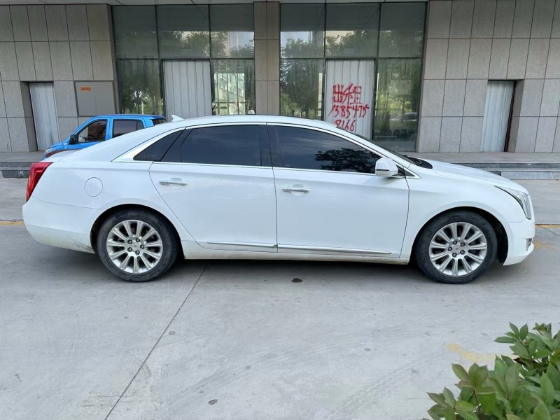 济宁15年凯迪拉克XTS8