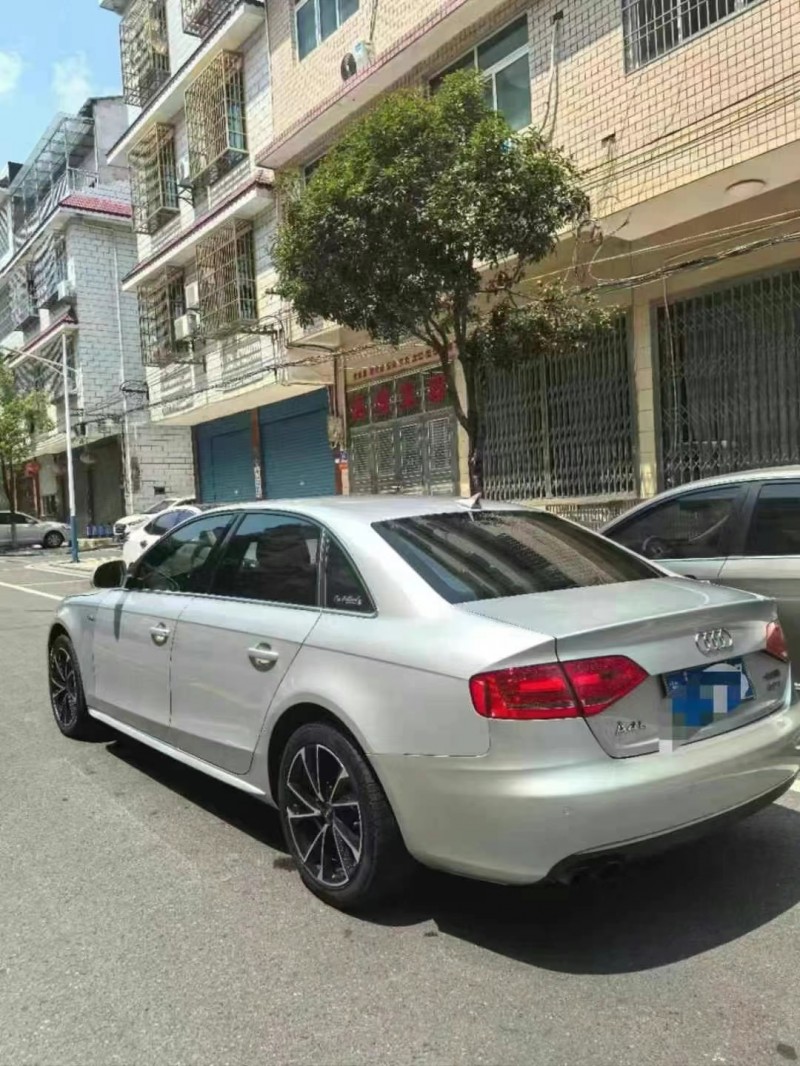 济宁12年奥迪A4L5