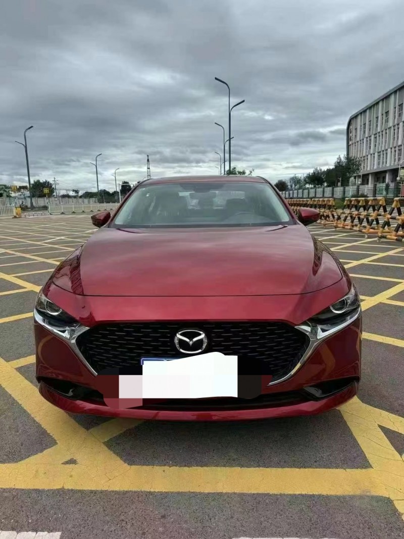 保定24年马自达昂克赛拉1