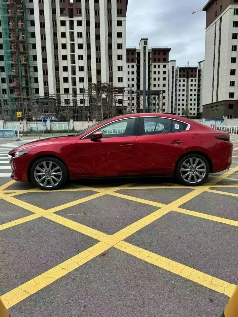 保定24年马自达昂克赛拉3