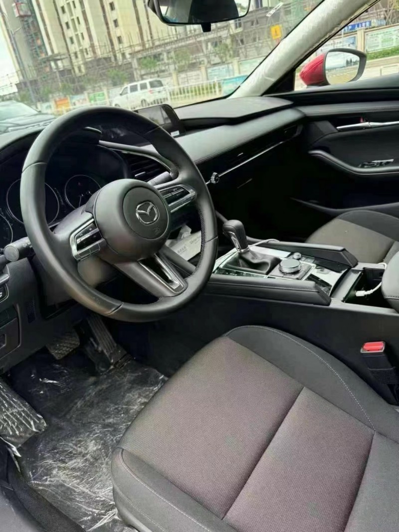 保定24年马自达昂克赛拉6