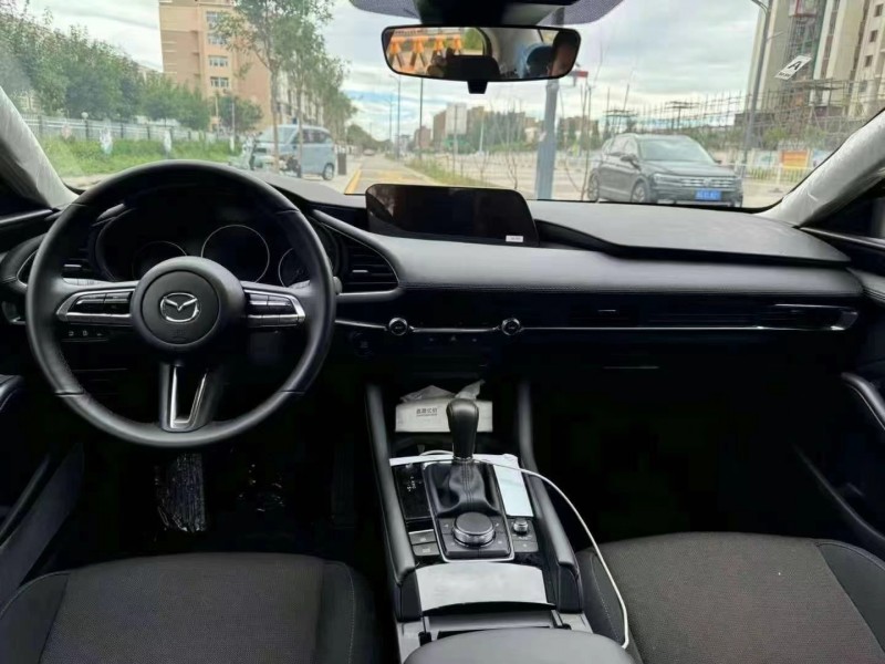 保定24年马自达昂克赛拉8